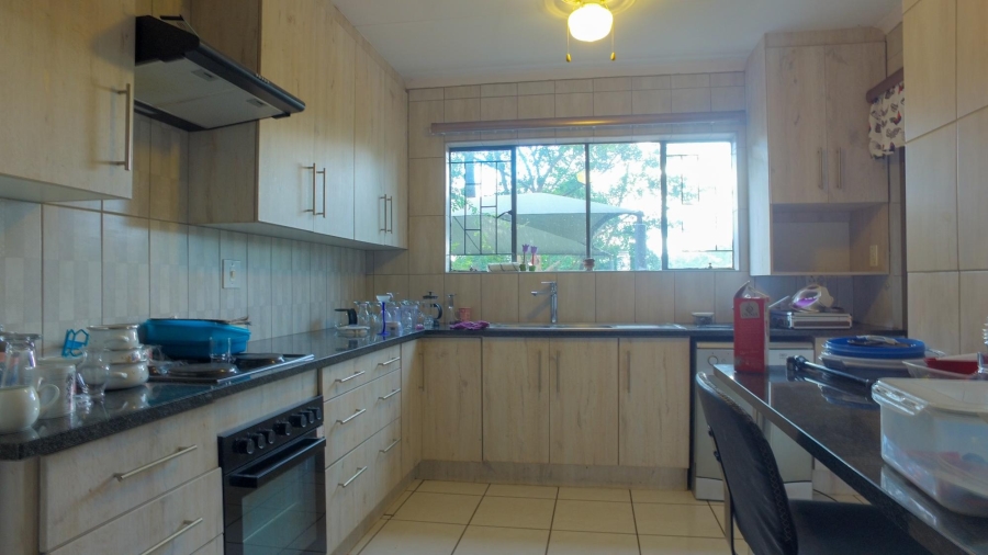 4 Bedroom Property for Sale in Safari Gardens North West